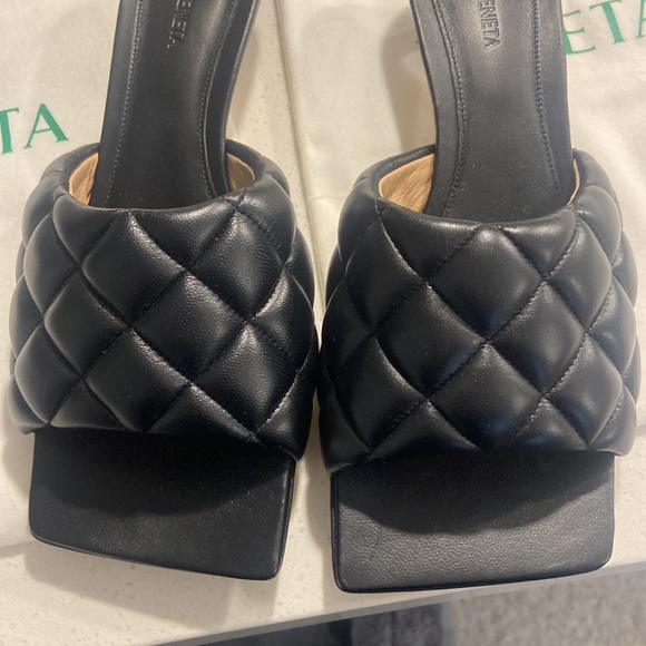 Bottega Veneta Padded Mule NEVER WORN! - Picture 4 of 5